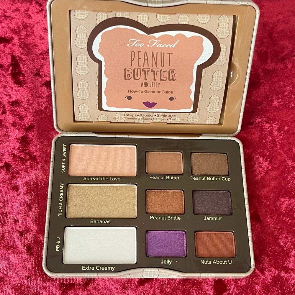 Too Faced Peanut Butter & Jelly Palette Eyeshadow Collection